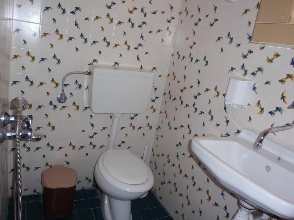 Kariotes Meraklis Rooms المظهر الخارجي الصورة